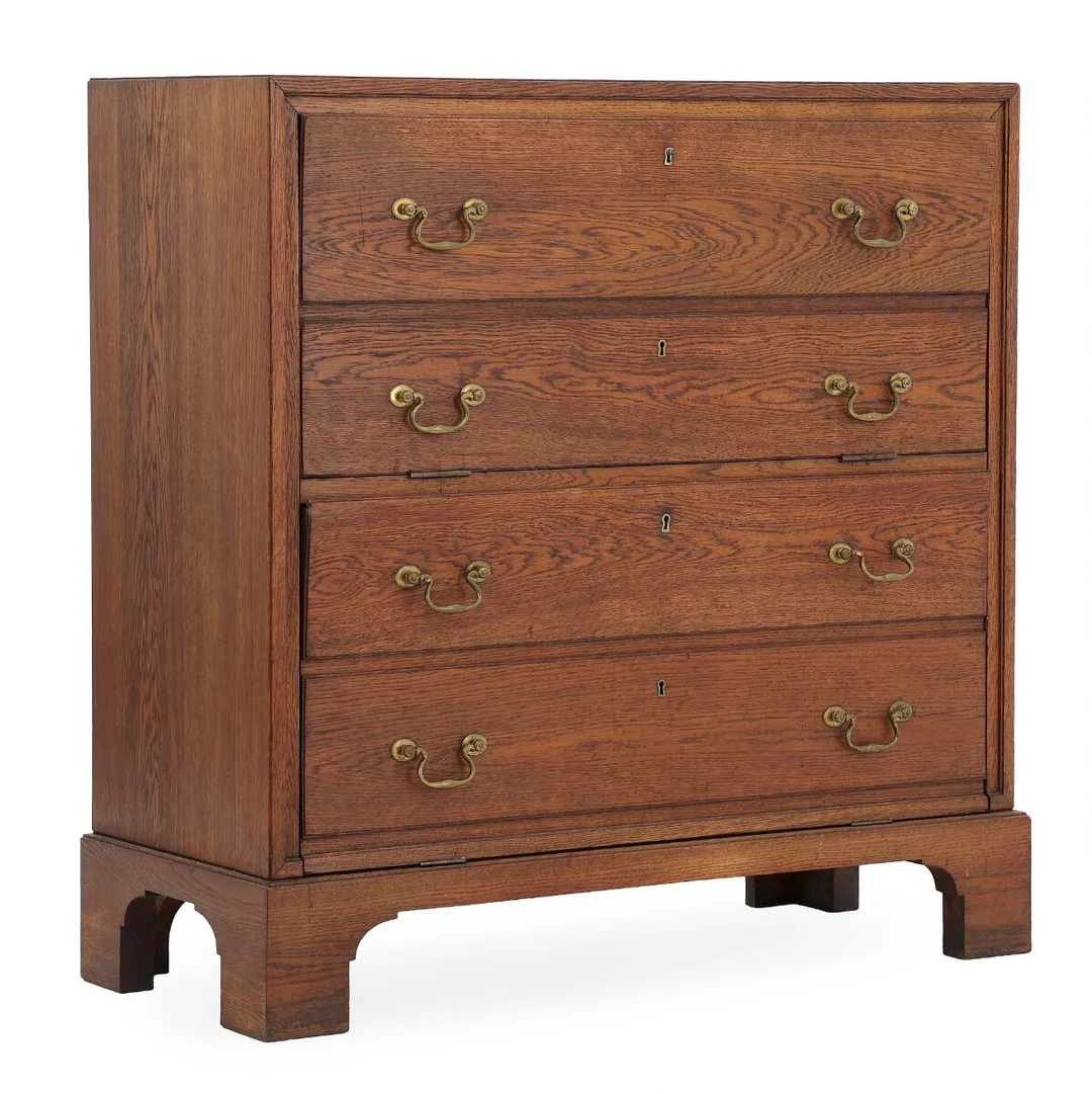 Rud. Rasmussen: Oak chest of drawers. Front with two flip down doors. H. 102 cm. W. 100 cm. D. 42 cm. — Modern Furniture — Bruun Rasmussen