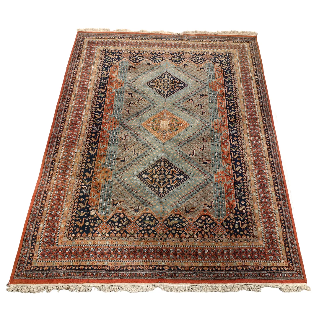 Persian Yalameh carpet. Wool on cotton. 336x250cm. — Carpets, rugs and textiles/Oriental carpets and rugs — Lauritz