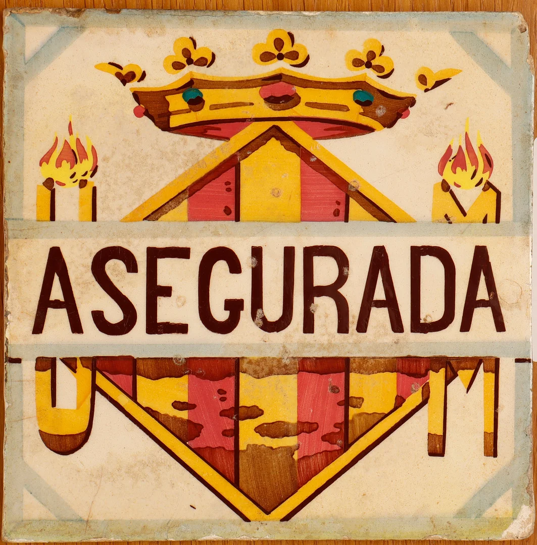 Azulejo valenciano de seguros de principios del siglo XX. — Advertising & Signs — Barcelona Auctions