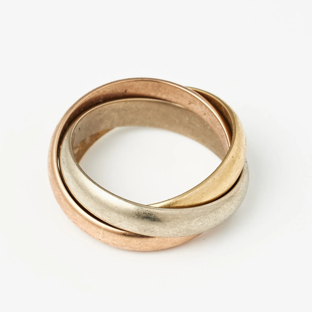 CARTIER, "Trinity", ring, 18 k trefärgat guld, trois couleurs, 1980-tal. — Rings — Stockholms Auktionsverk Magasin 5