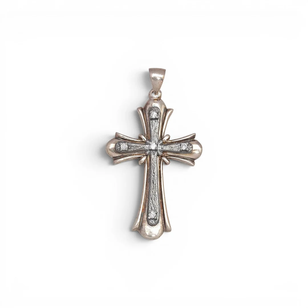 Silver pendant cross. — Brooches & Pendants — Balclis