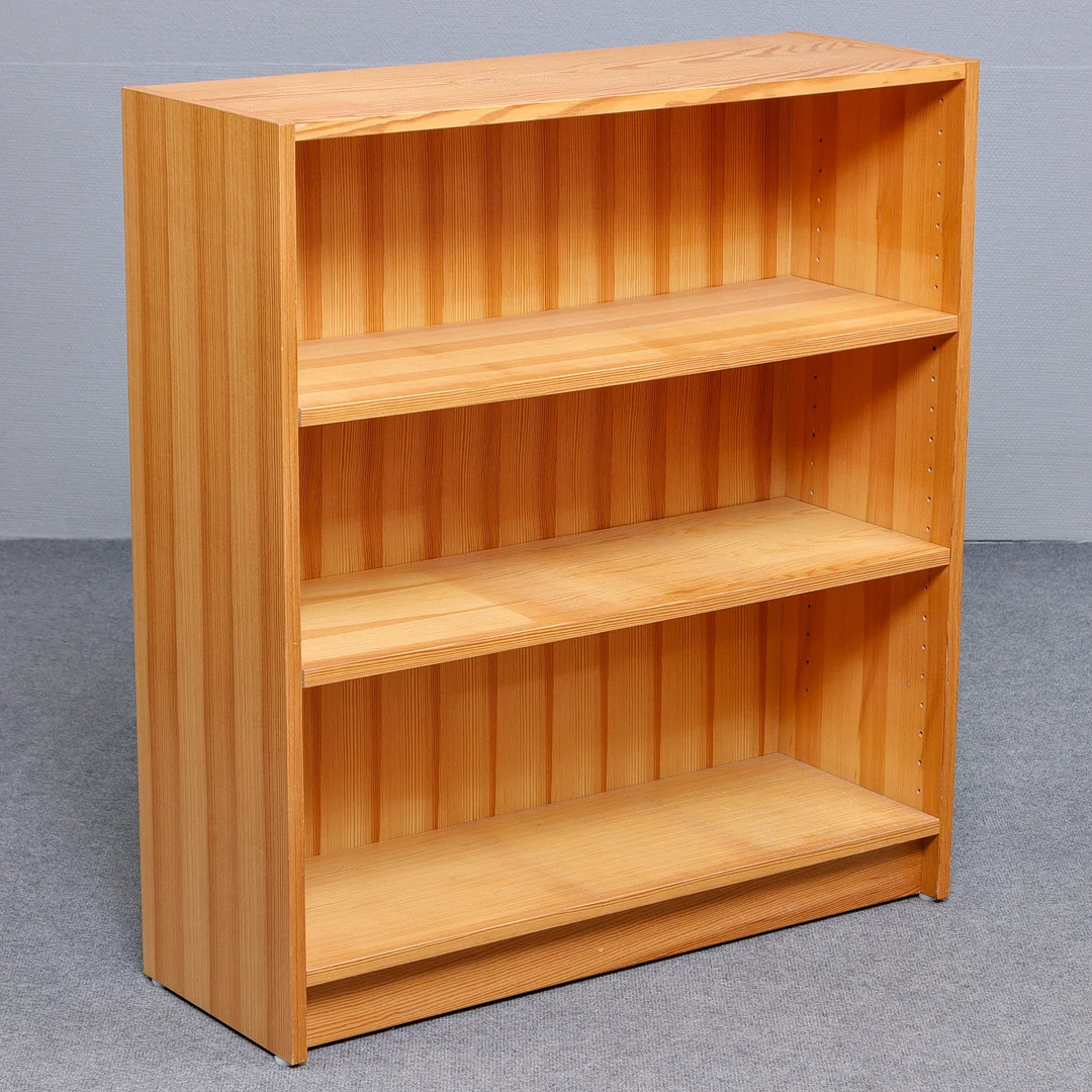 BOKHYLLA, FURUFANER, 1970-TAL, DENKA (ÆJM) MØBLER, DENMARK. — Cupboards, Cabinets & Shelves — Auktionskammaren Sydost Kalmar