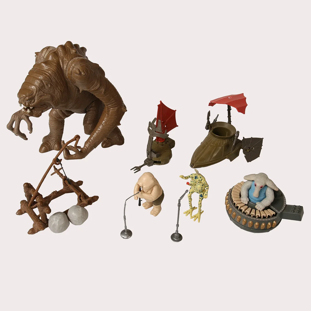 STAR WARS Rancor- monster, Sail Skiff, mini Rig, Katapult, Max Rebo band med Droopy McCool och Sy Snootles ,Kenner 1979-1985. — Action figures & Sci-Fi — Limhamns Auktionsbyrå