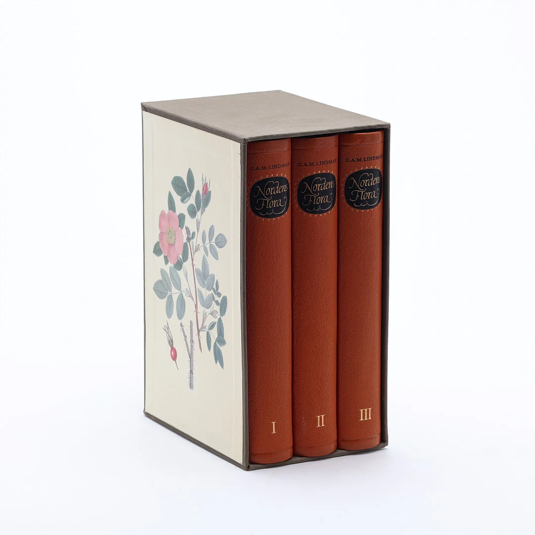 NORDENS FLORA. 3 volymer, C.A.M Lindman, nytryckningen från 1964. — Books — Uppsala Auktionskammare