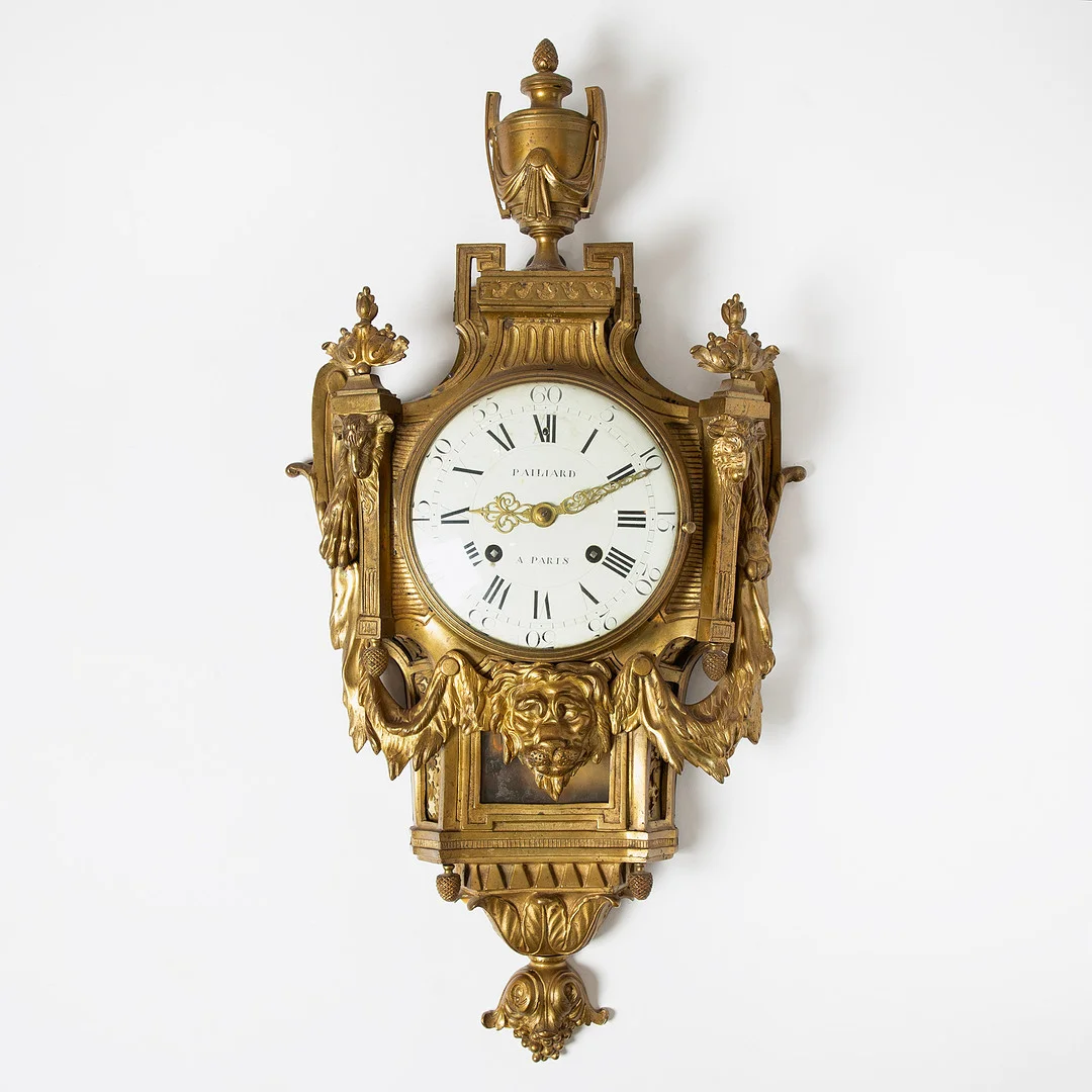 VICTOR PAILLARD (1805-1886), väggpendyl, parisarbete i Louis XVI-stil, 1800-talets andra hälf, förgylld brons. — Wall Clocks — Stockholms Auktionsverk Göteborg
