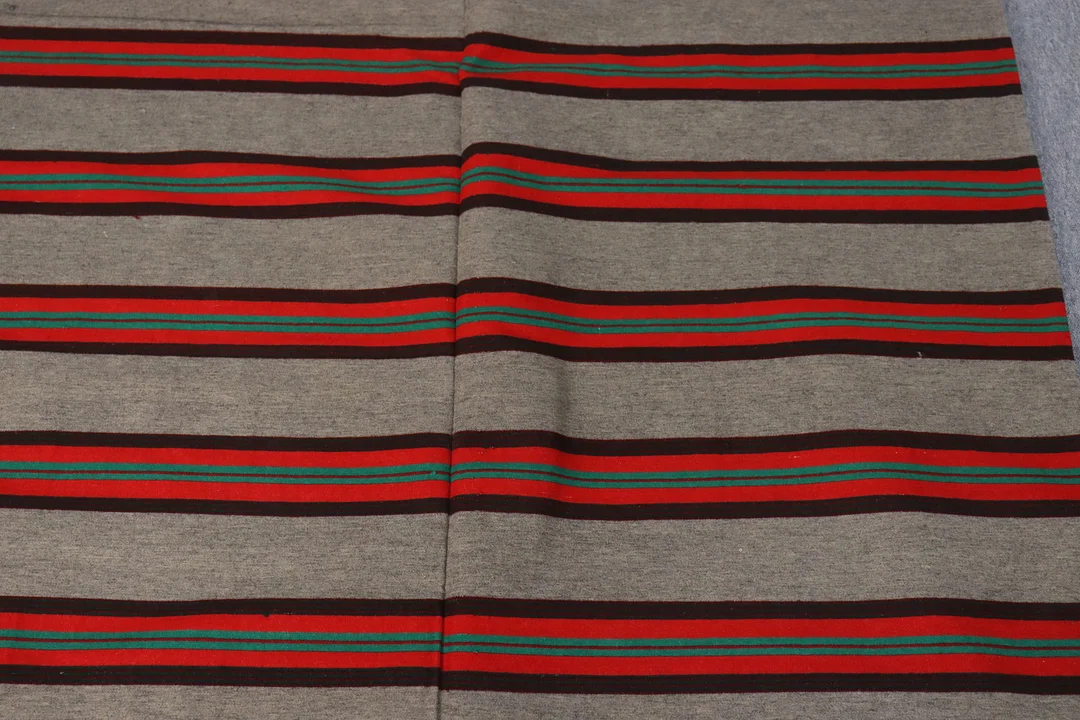 MADRASS -/BOLSTERVAR, ylle, 1900-tal. — Textiles — Markus Auktioner