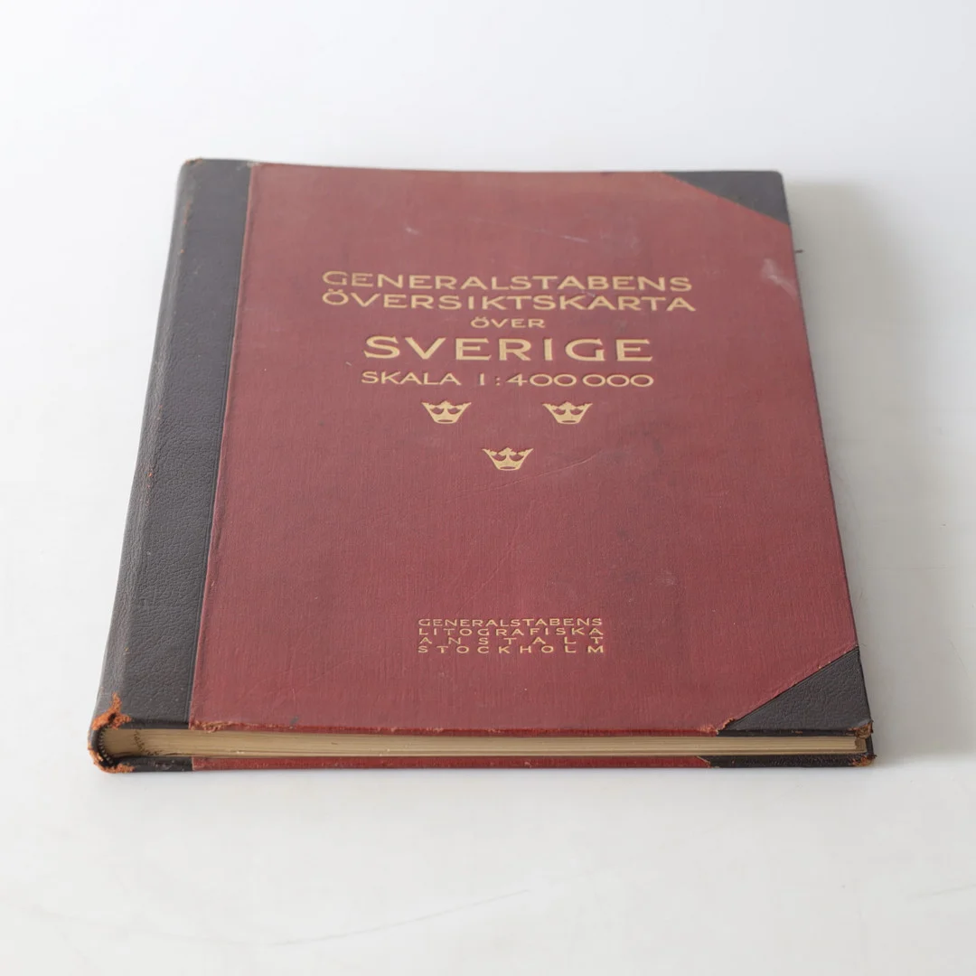 KARTBOK, "Generalstabens Översiktskarta över Sverige / Skala 1:400000", Generalstabens Litografiska Anstalt, Stockholm, 1940. — Books — Gomér & Andersson Nyköping