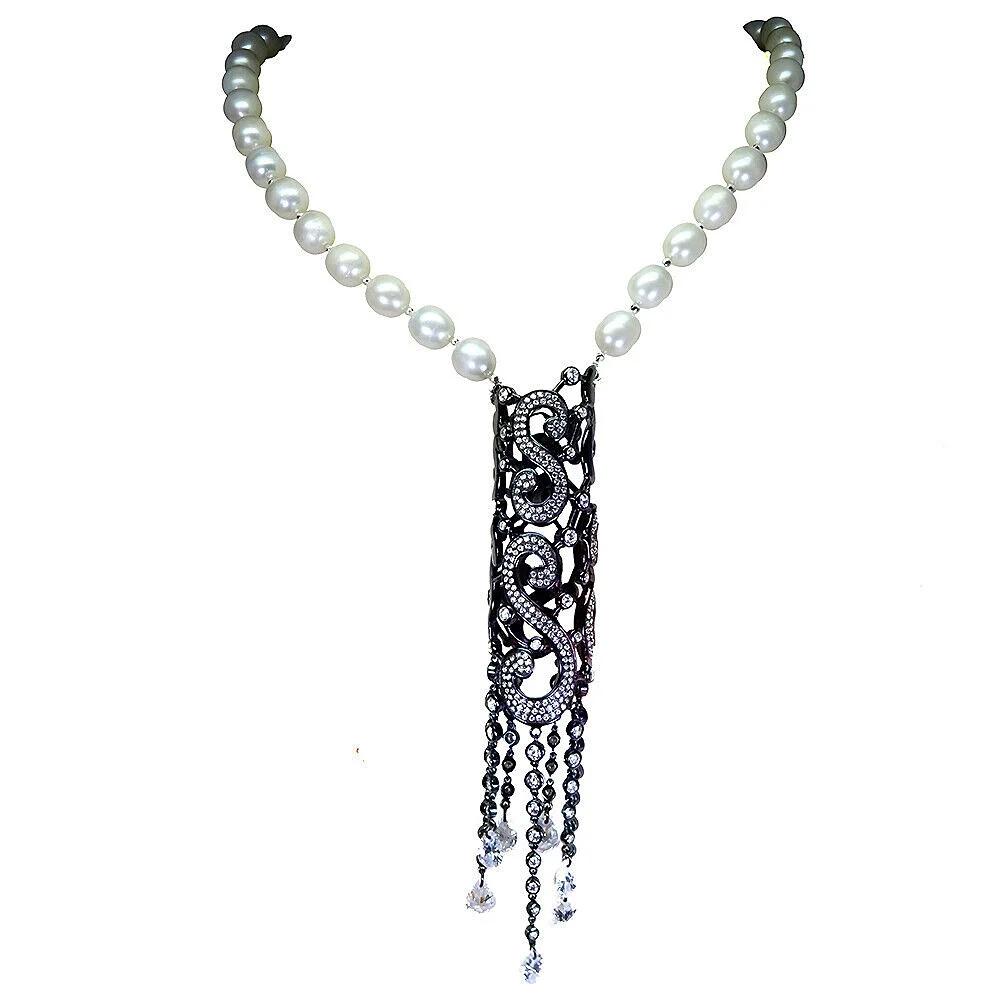 LARGE PEARL SILVER NECKLACE. — Necklace — Chalkwell Auctions