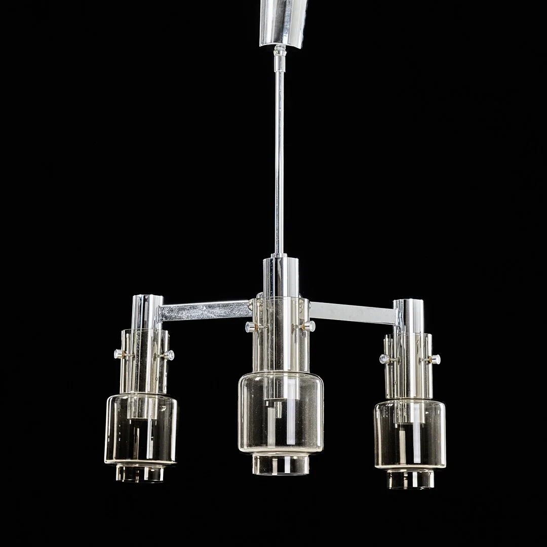 TAKARMATUR, 1960/70-tal. Stomme av förkromad metall, kupor av glas. — Ceiling lights — Stockholms Auktionsverk Magasin 5