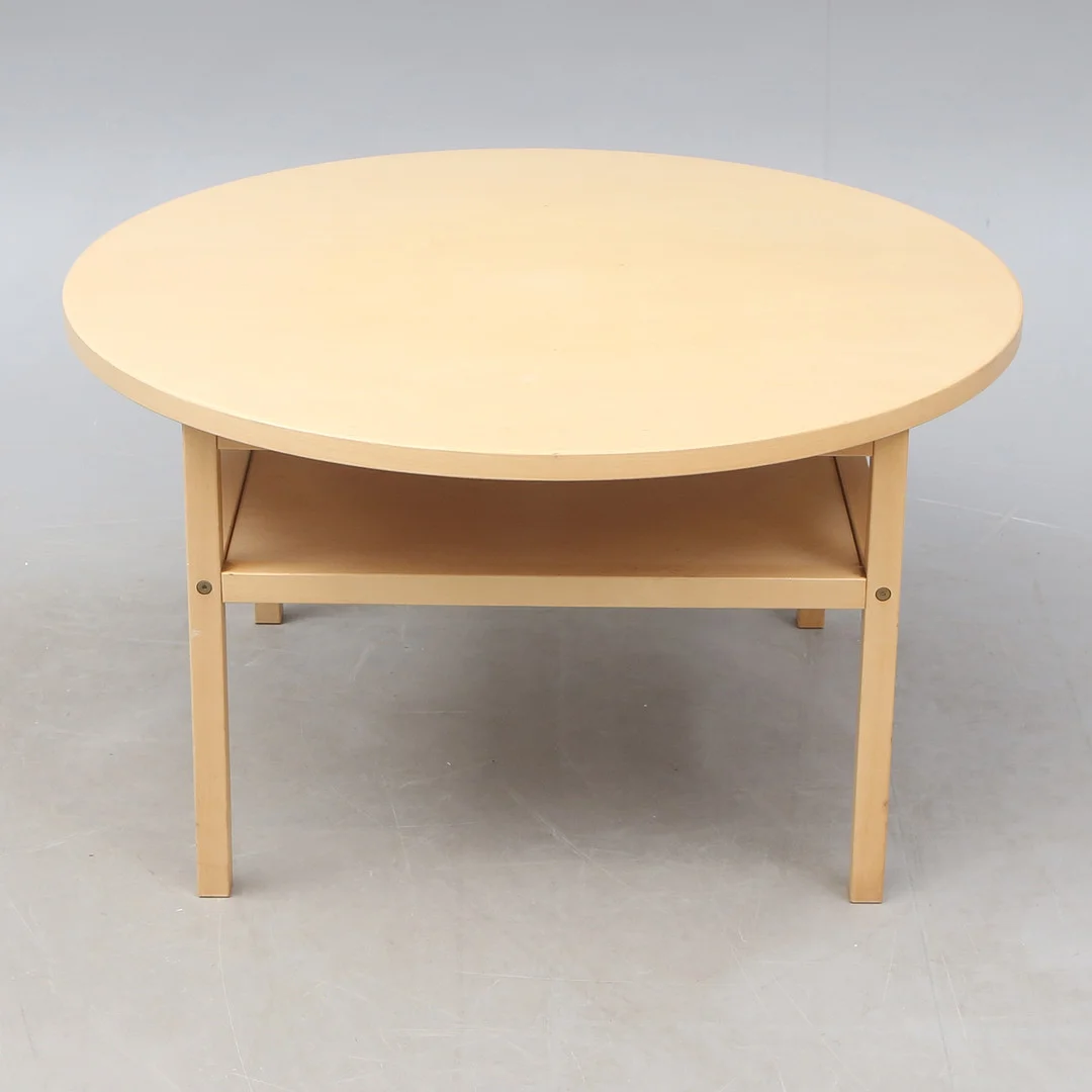 SOFFBORD, modernt. — Coffee Tables — Kalmar Auktionsverk