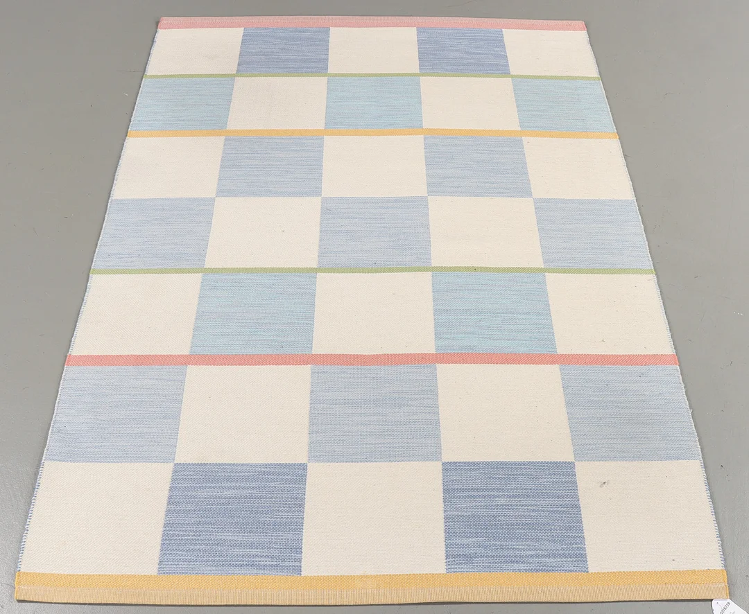 GUNILLA LAGERHEM ULLBERG. Kasthall, 196x137 cm. — European Carpets & Textiles — Karlstad Hammarö Auktionsverk