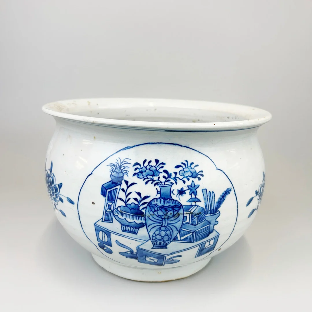 CHINESE BLUE AND WHITE BOWL. — Ceramics & Porcelain — Chalkwell Auctions