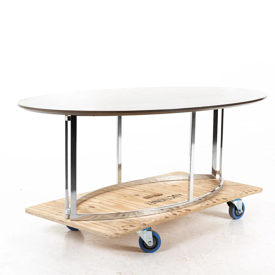 SOFFBORD, ovalt, kromad benställning. — Tables — Handelslagret Auktionsservice