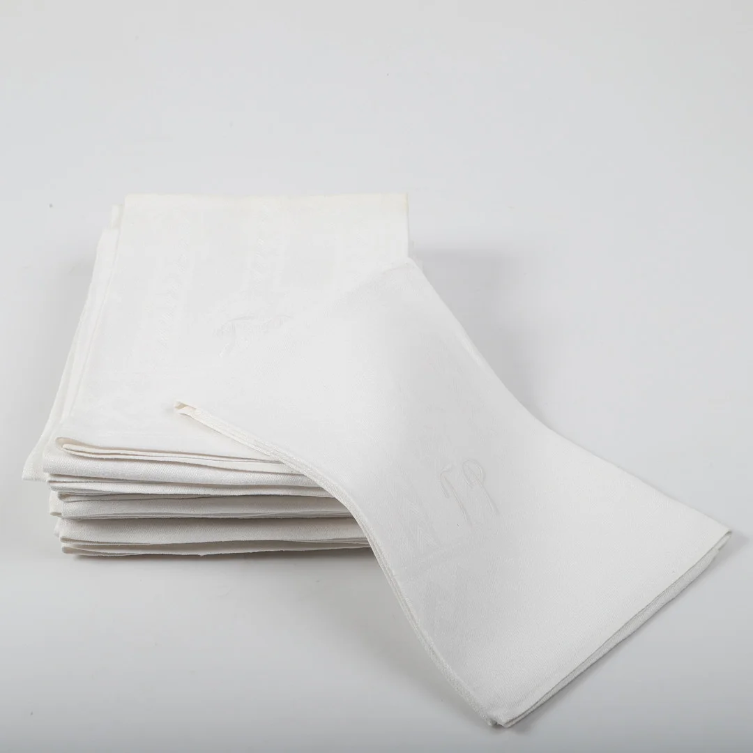 HANDDUKAR, 11 stycken, linnedamast, 1900-tal. — Textiles — Helsingborgs Auktionskammare