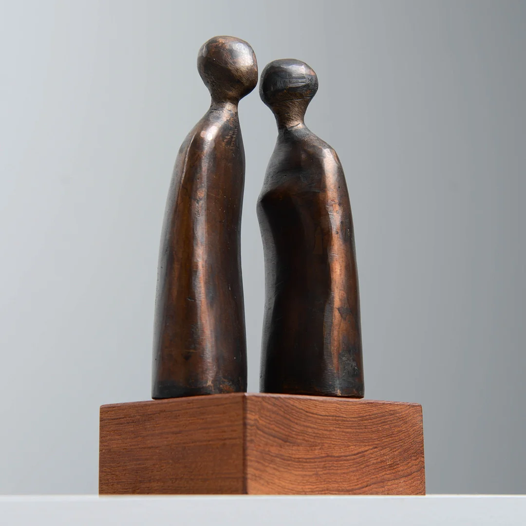 RUNE HANNÄS. "Relationer", skulptur, brons, signerad. — Sculptures & Bronzes — Formstad Auktioner
