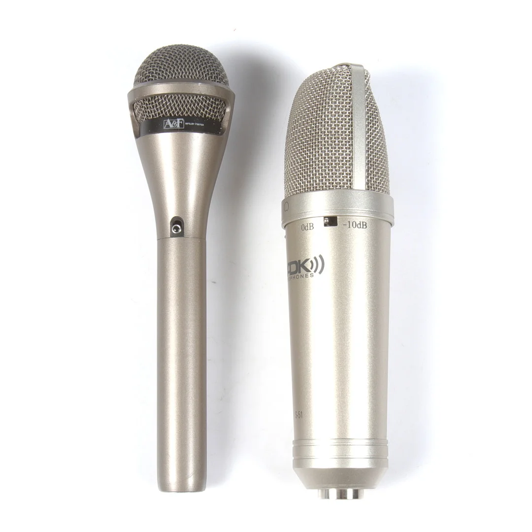 MIKROFONER, 2 st, ADK S-51, A&F MC-45 SE. — Modern consumer electronics — Stadsauktion Sundsvall