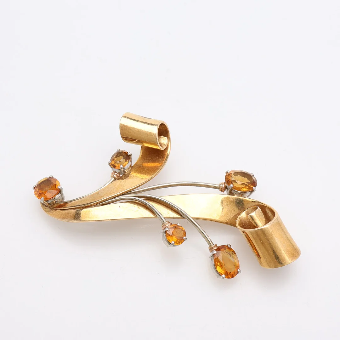 BROSCH, 14K GULD & ORANGE CITRINER, TOTALT 31,8 GRAM. — Brooches & Pendants — Crafoord Auktioner Lund