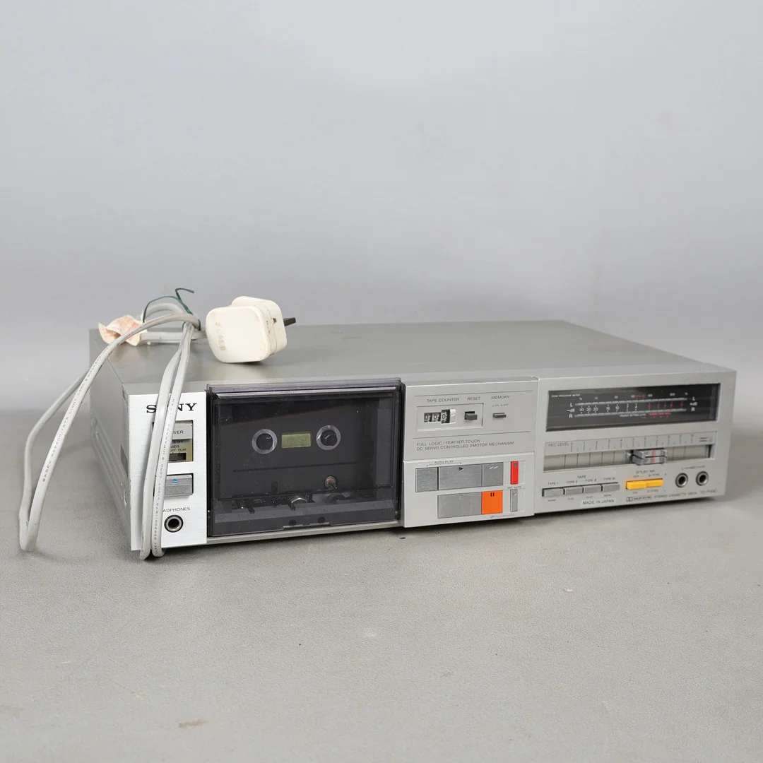A SONY STEREO CASSETTE DECK. — Audio, Vinyl & Hi-Fi — Bishop & Miller