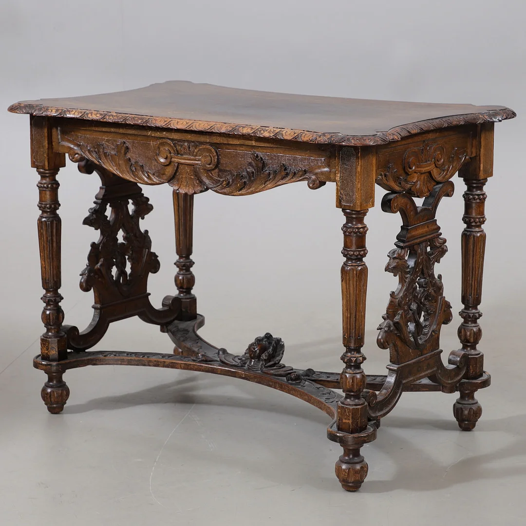 BORD, ek, nyrenässans, södra Europa, 1800/1900-tal. — Tables — Växjö Auktionskammare