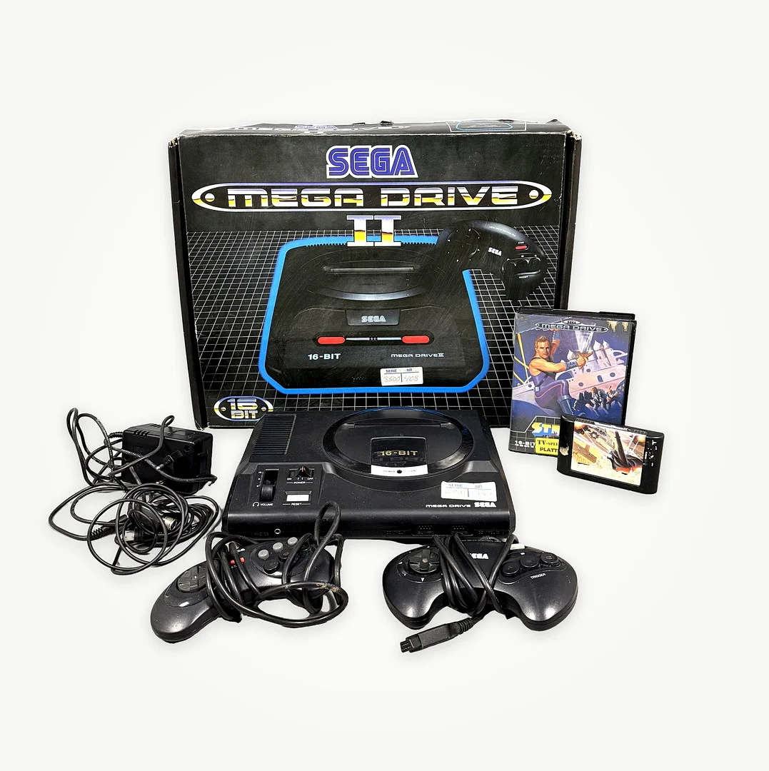 TV-SPEL, Sega, Megadrive II, 2 spel. — Toys — Auktionshuset STO Bohuslän