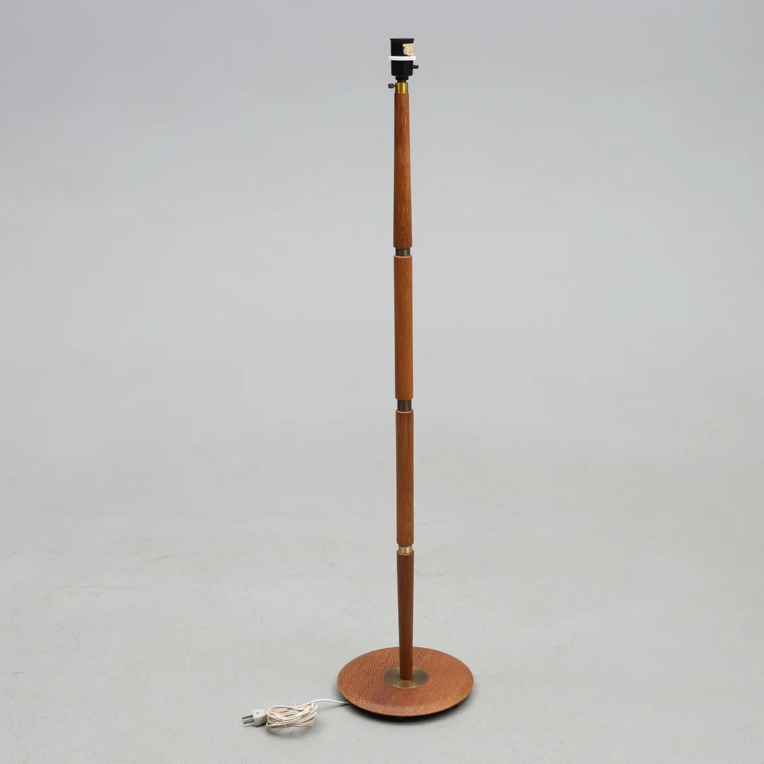 GOLVLAMPA. 1900-tal. — Floor lights — Gomér & Andersson Jönköping