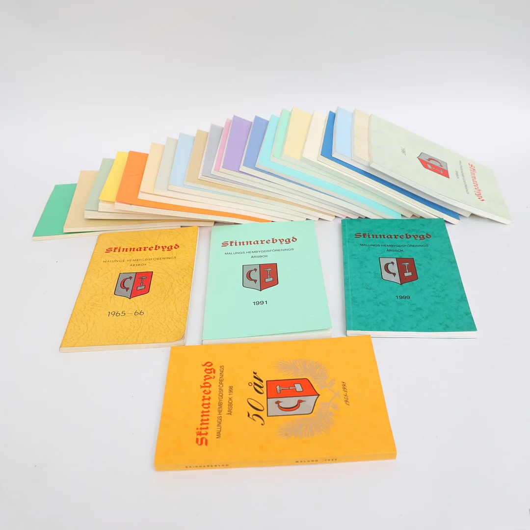 HEMBYGDSBÖCKER, Skinnarebygd, delvis 1960-tal. — Books — Falun Auktionsbyrå