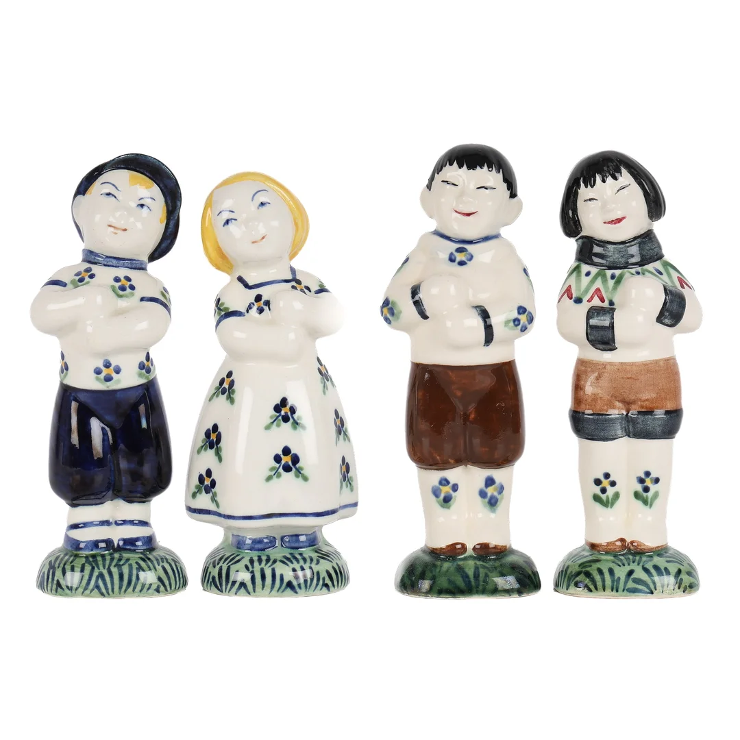 Aluminia. Four children's aid figures, 'Little Brother' and 'Little Sister' as well as 'Greenland Boy' and 'Greenland Girl' (4) — Glass, porcelain and ceramics/Figures — Lauritz