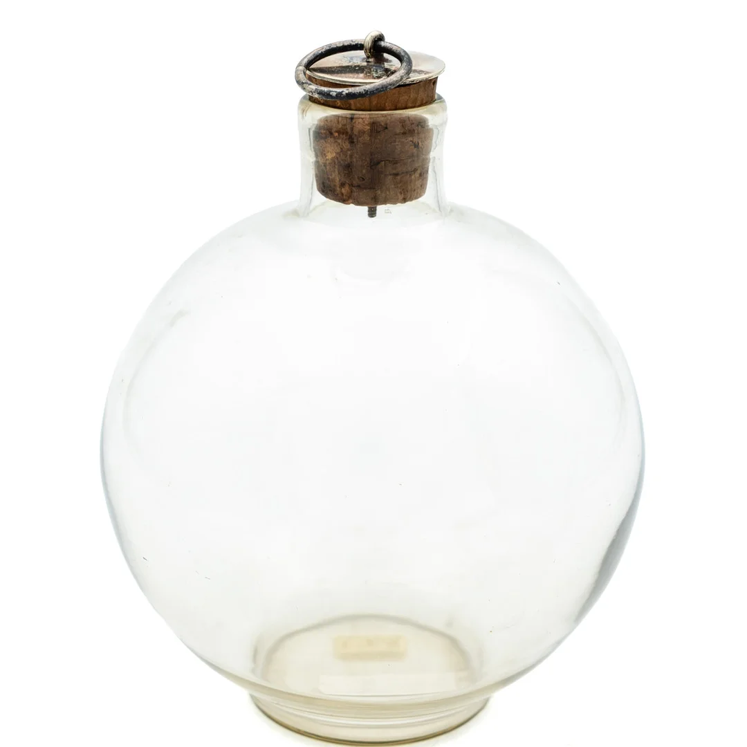 GERDA STRÖMBERG. Whiskykaraff, EDA Glasbruk 1930. — Utility glass — Norrlands Auktionsverk