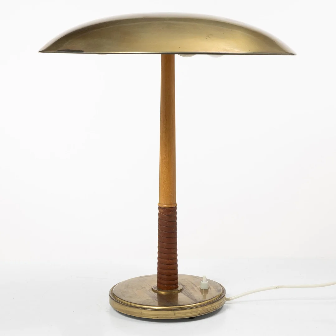 Harald Notini, bordslampa, modell "15525", Arvid Böhlmarks Lampfabrik, Stockholm, 1950-tal. — Design/Belysning — Bukowskis