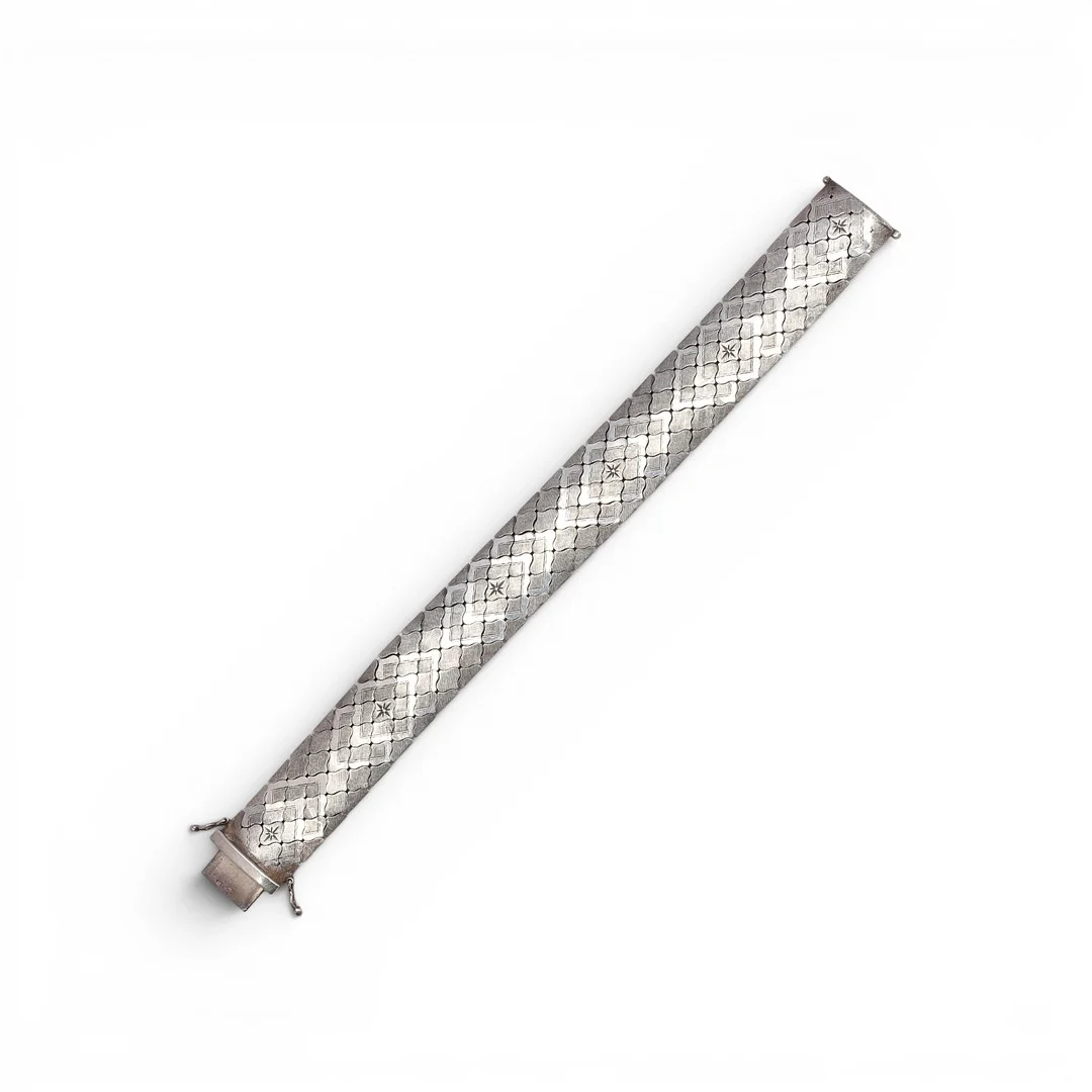 Articulated floral bracelet in silver. — Bracelets — Balclis