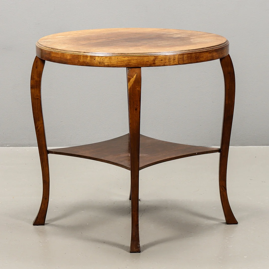 BORD Bonad björk, 1930-tal. — Tables — Karlstad Hammarö Auktionsverk