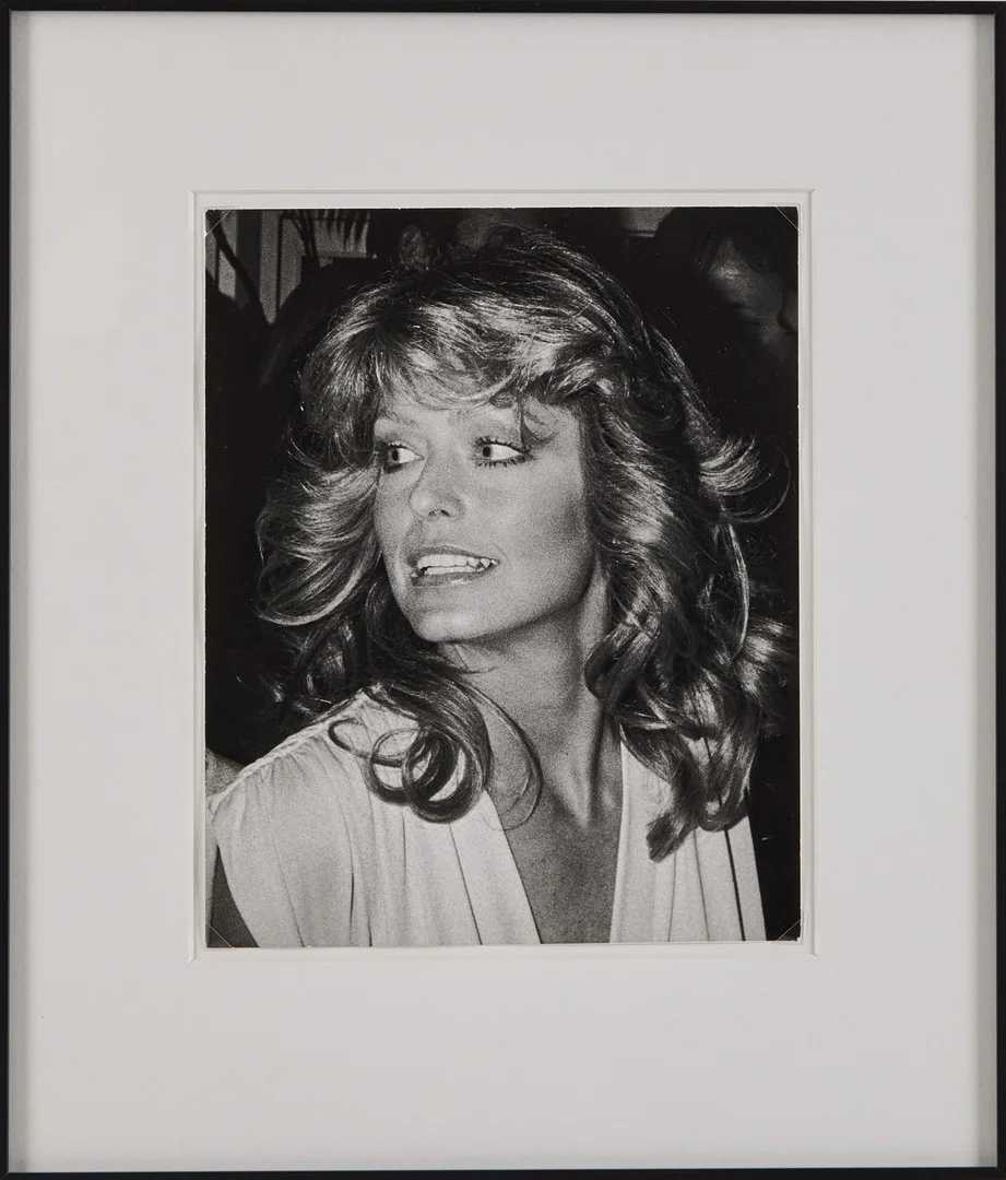 RON GALELLA. January 29, 1977: Farrah Fawcett. — Photography — Stockholms Auktionsverk Magasin 5