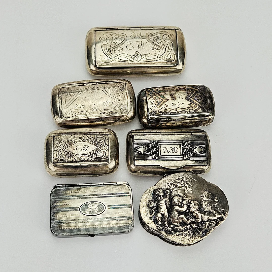 DOSOR, 7 st, silver, 1900-tal, vikt ca. 217 gram. — Silver — Auktionshuset Thörner & Ek