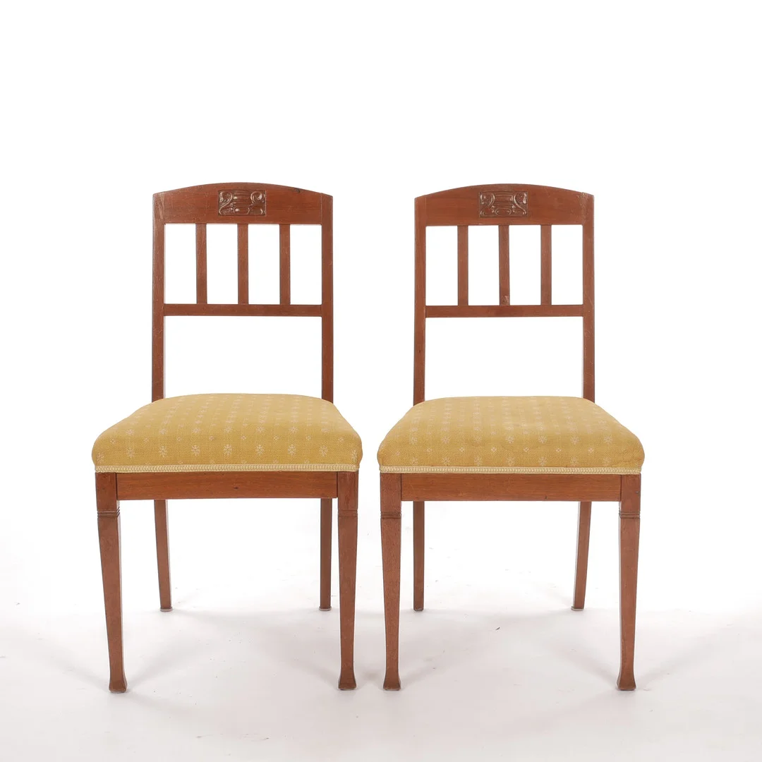 STOLAR, ett par, jugend, omkring 1900. — Armchairs & Chairs — Auktionsfirma Kenneth Svensson i Kalmar