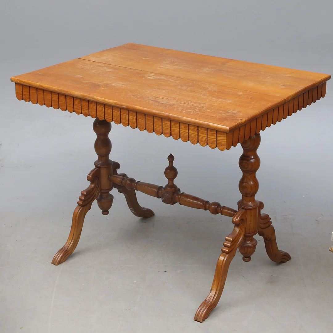BORD, trä, sekelskiftet 1900. — Tables — Kalmar Auktionsverk