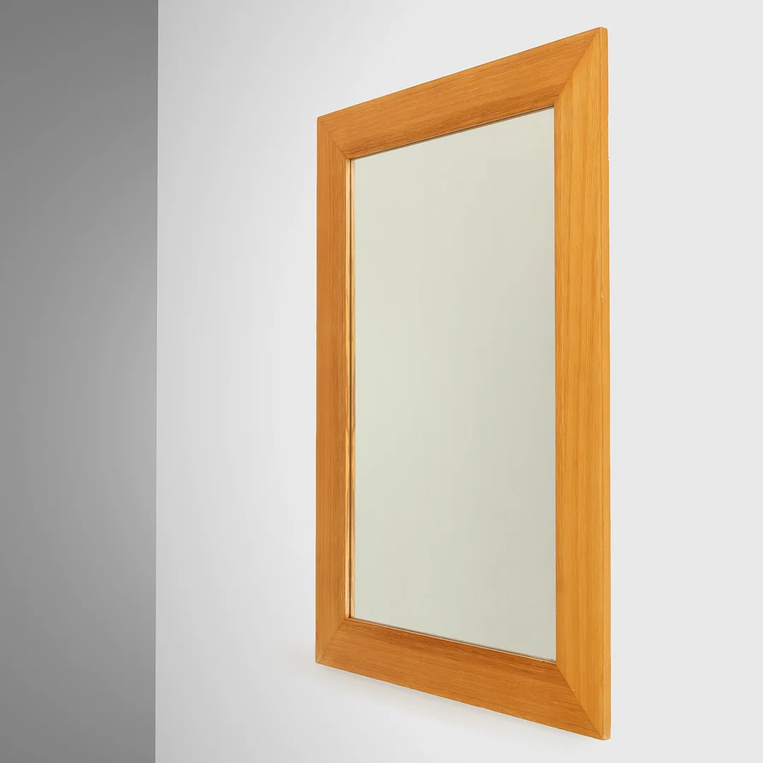 Væghængt spejl med ramme af fyrretræ, model "Portal", IKEA, Sverige, 1900-tallets anden halvdel. — Mirrors — Palsgaard Kunstauktioner