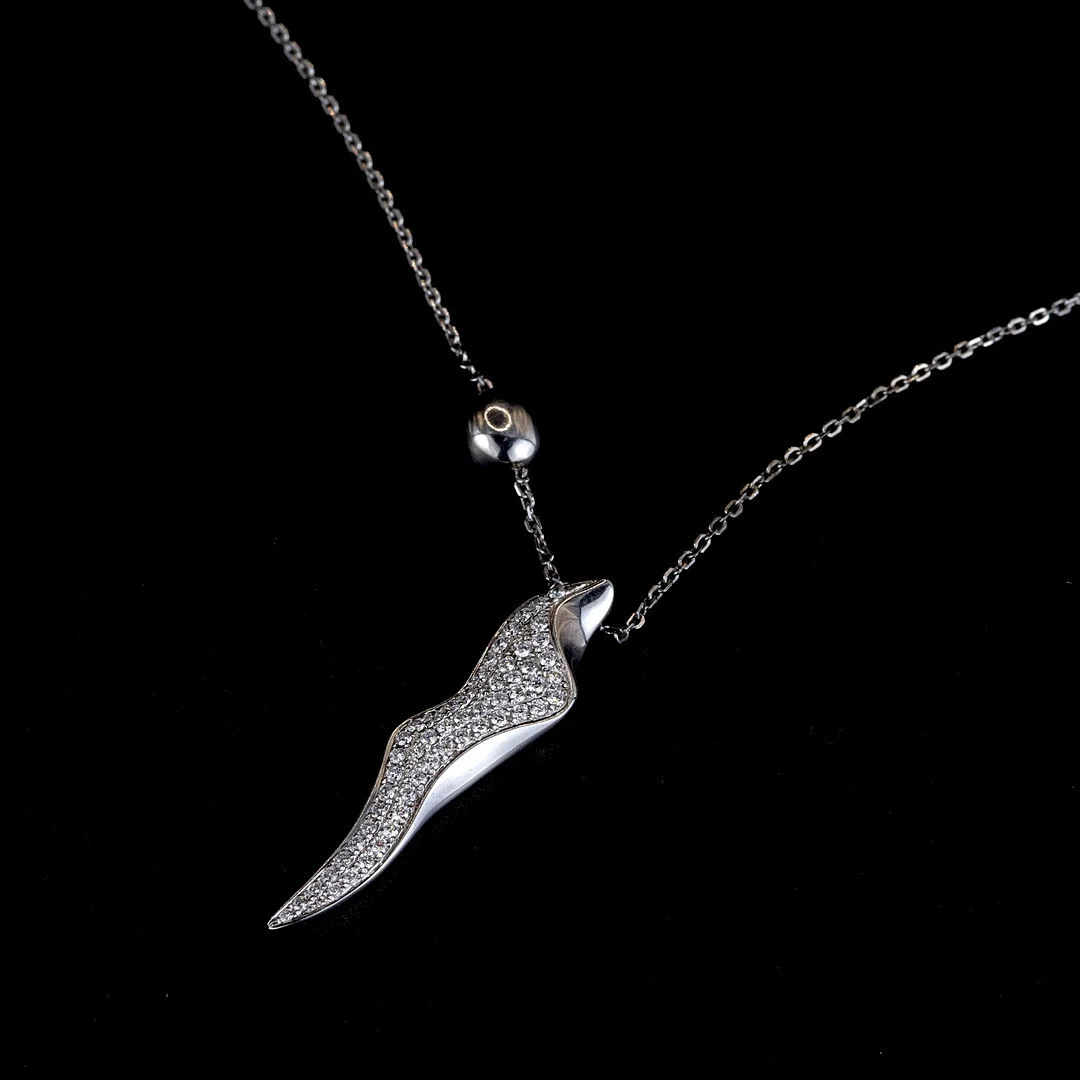 18CT WHITE GOLD DIAMOND SET NECKLACE. — Necklace — Chalkwell Auctions