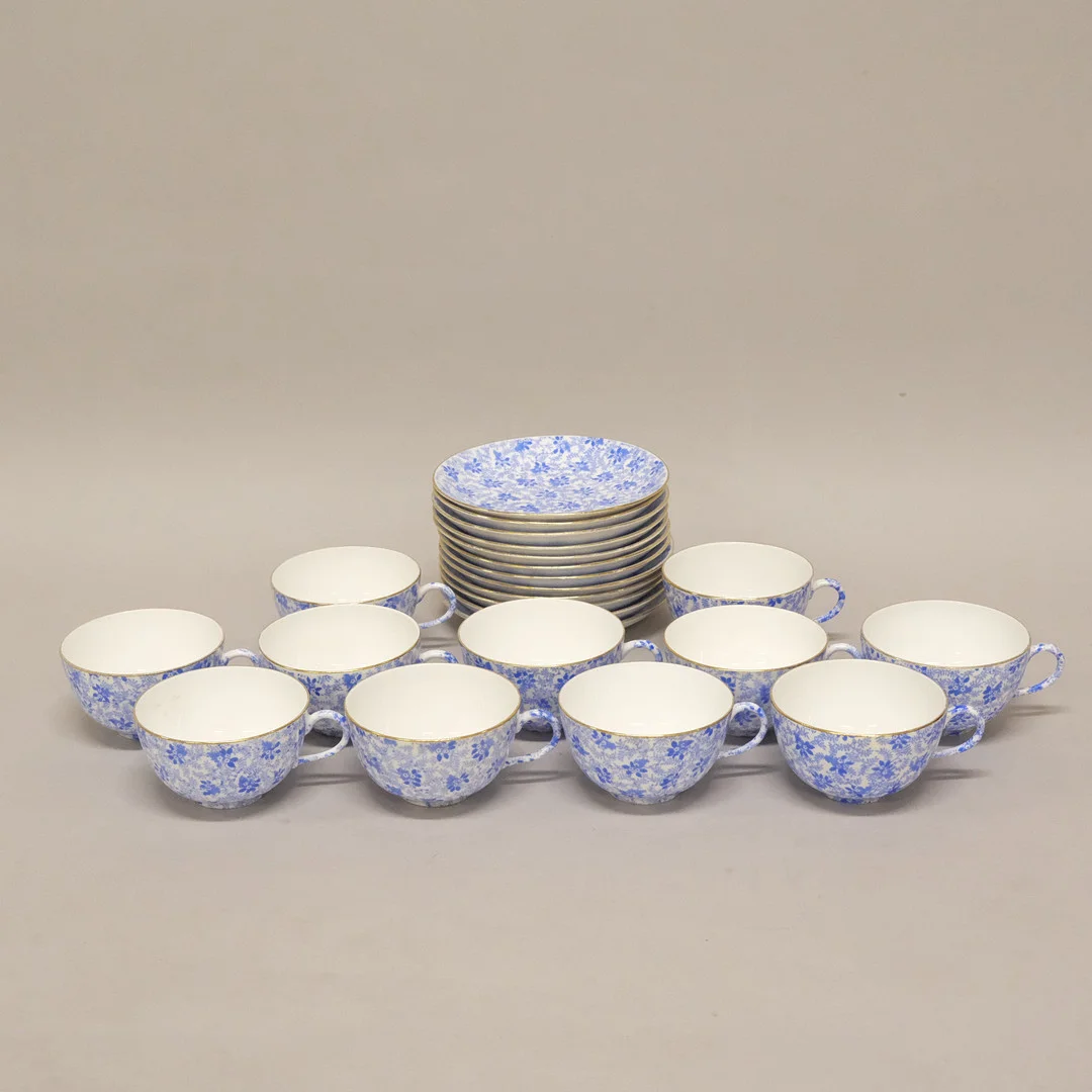 RÖRSTRAND. KAFFESERVIS. 23 DELAR. — Tableware — Björnssons Auktionskammare