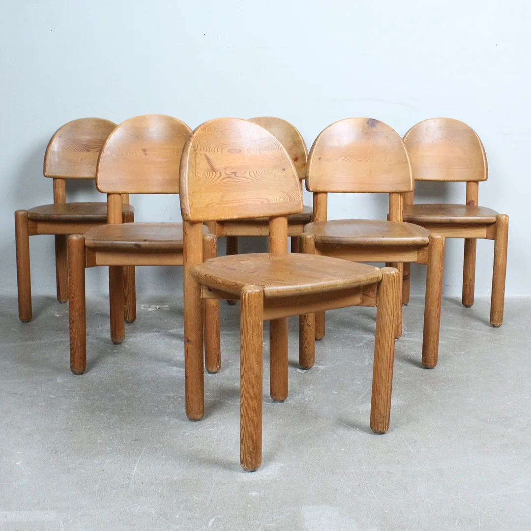 RAINER DAUMILLER. 6er Set/Stühle/Esszimmerstühle, Kiefernholz, 1970er Jahre. — Armchairs & Chairs — Stockholms Auktionsverk Düsseldorf/Neuss