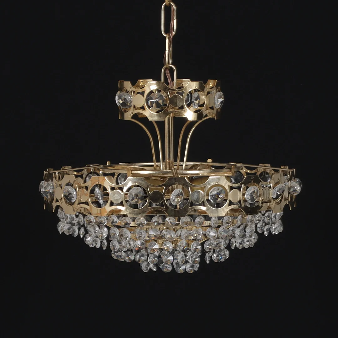TAKLAMPA, prismor, metall, 1900-talets senare del. — Ceiling lights — Stadsauktion Sundsvall