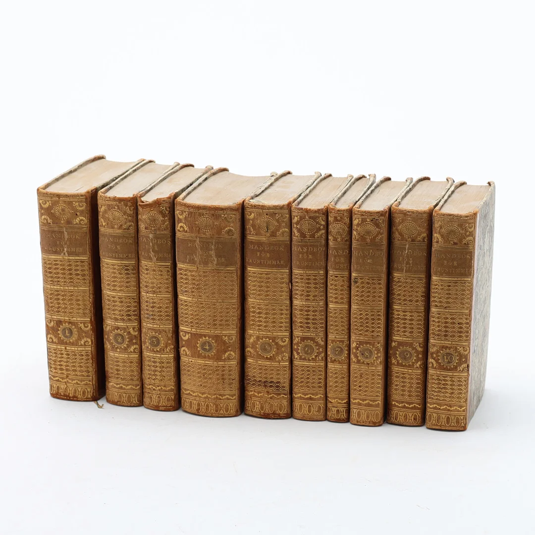 BÖCKER. "Handbok för fruntimmer", 10 delar, 1812-1814. — Books — Uppsala Auktionskammare