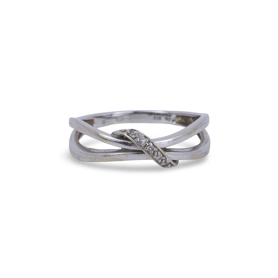 9CT WHITE GOLD DIAMOND RING. — Rings — Chalkwell Auctions