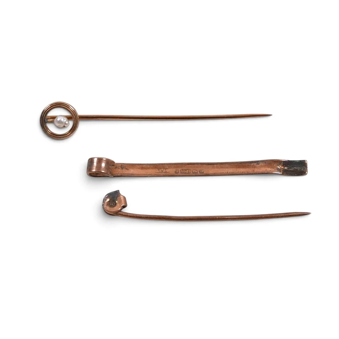 9CT GOLD TIE PIN. — Cufflinks & Tie Pins — Batemans of Stamford