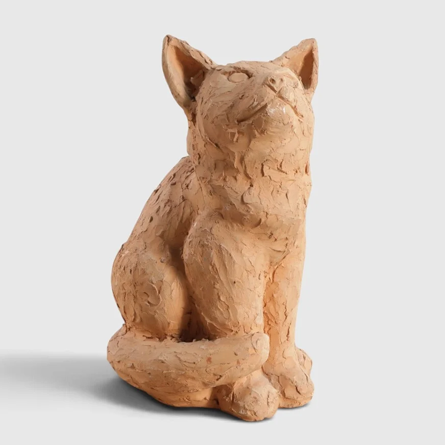 Skulptur i form af kat, uglaseret ler. Signeret "Torben" Danmark. — Sculptures & Bronzes — Woxholt Auktionshus