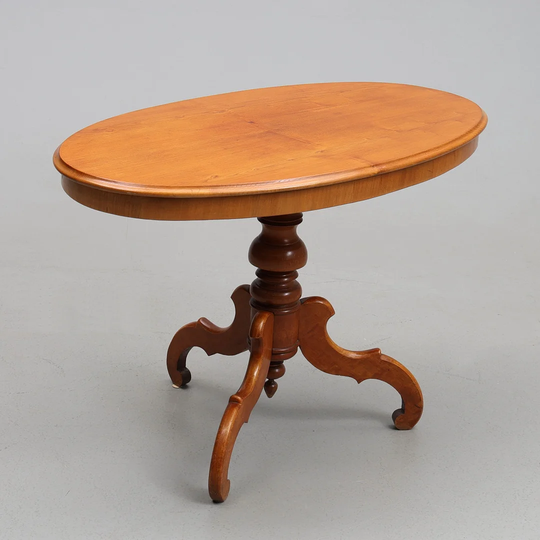 SOFFBORD, nyrokoko. — Tables — Gomér & Andersson Jönköping