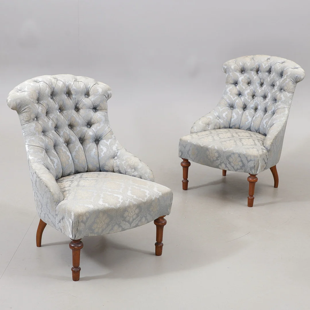 EMMAFÅTÖLJER, ett par, 1800/1900-tal. — Armchairs & Chairs — Växjö Auktionskammare