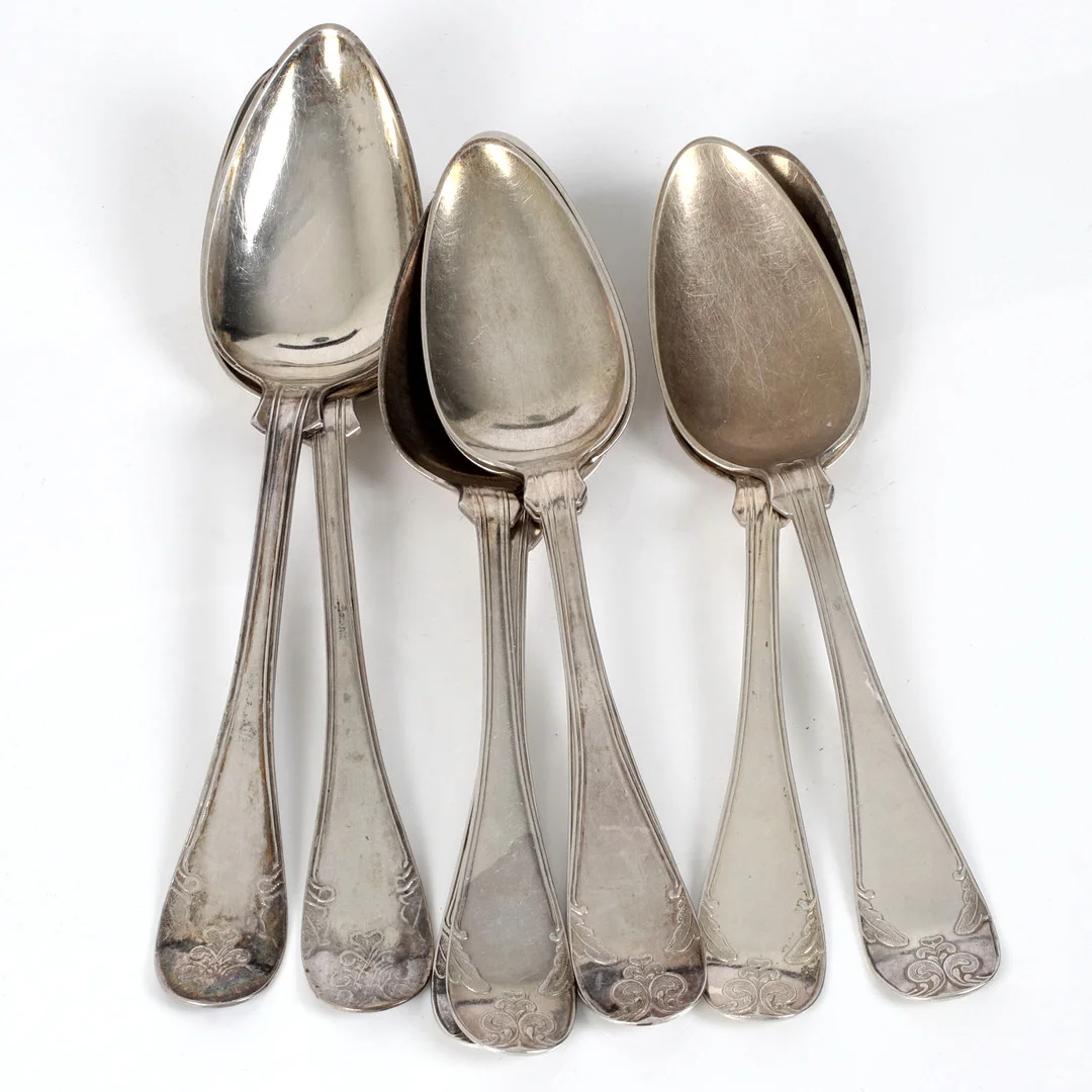 SKEDAR, 8 st. silver, modell Gammal Fransk, F..G. Sahlin. 1897. — Silver — Stadsauktion Sundsvall
