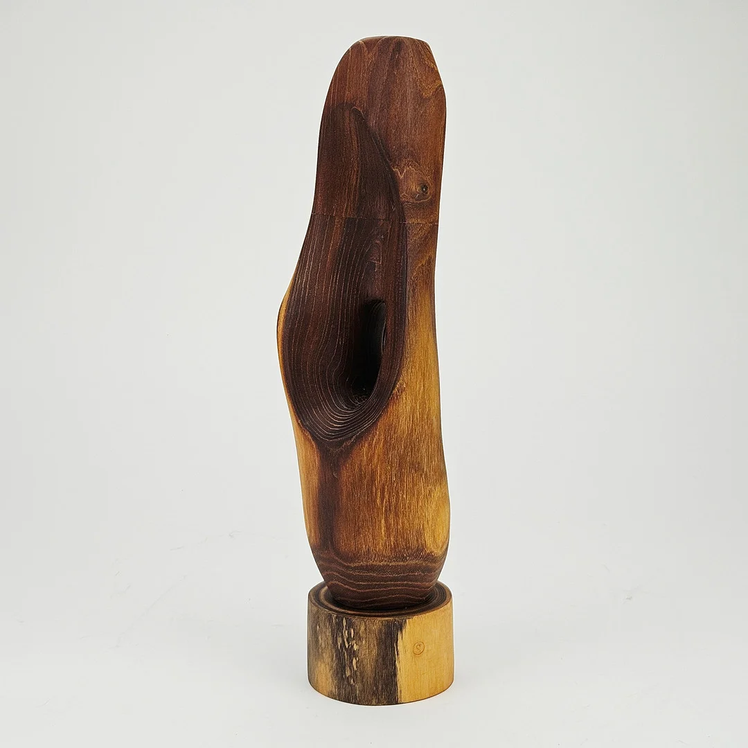 SVEN OLSSON. Skulptur, trä, monogramsignerad SO. — Sculptures & Bronzes — Auktionshuset Thörner & Ek