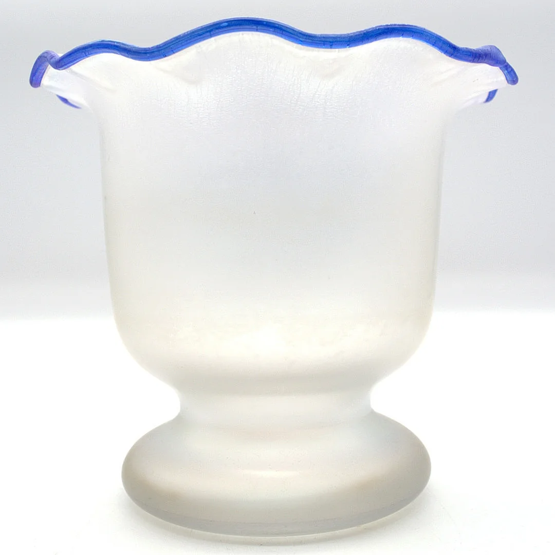 ERWIN EISCH. EISCH GLASHÜTTE, DESIGNER VASE 80ER JAHRE. — European — Kunst- und Auktionshaus Kleinhenz