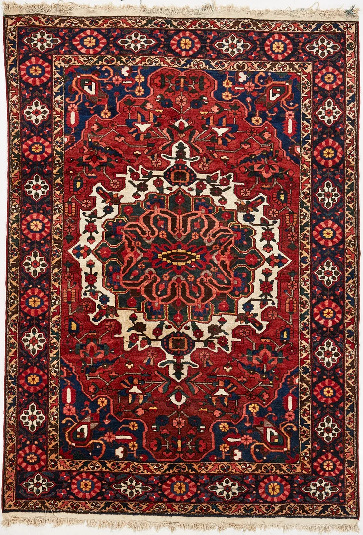 ORIENTMATTA, old Bakhtiari, ca 310x220 cm. — Persian Carpets & Textiles — Stockholms Auktionsverk Magasin 5